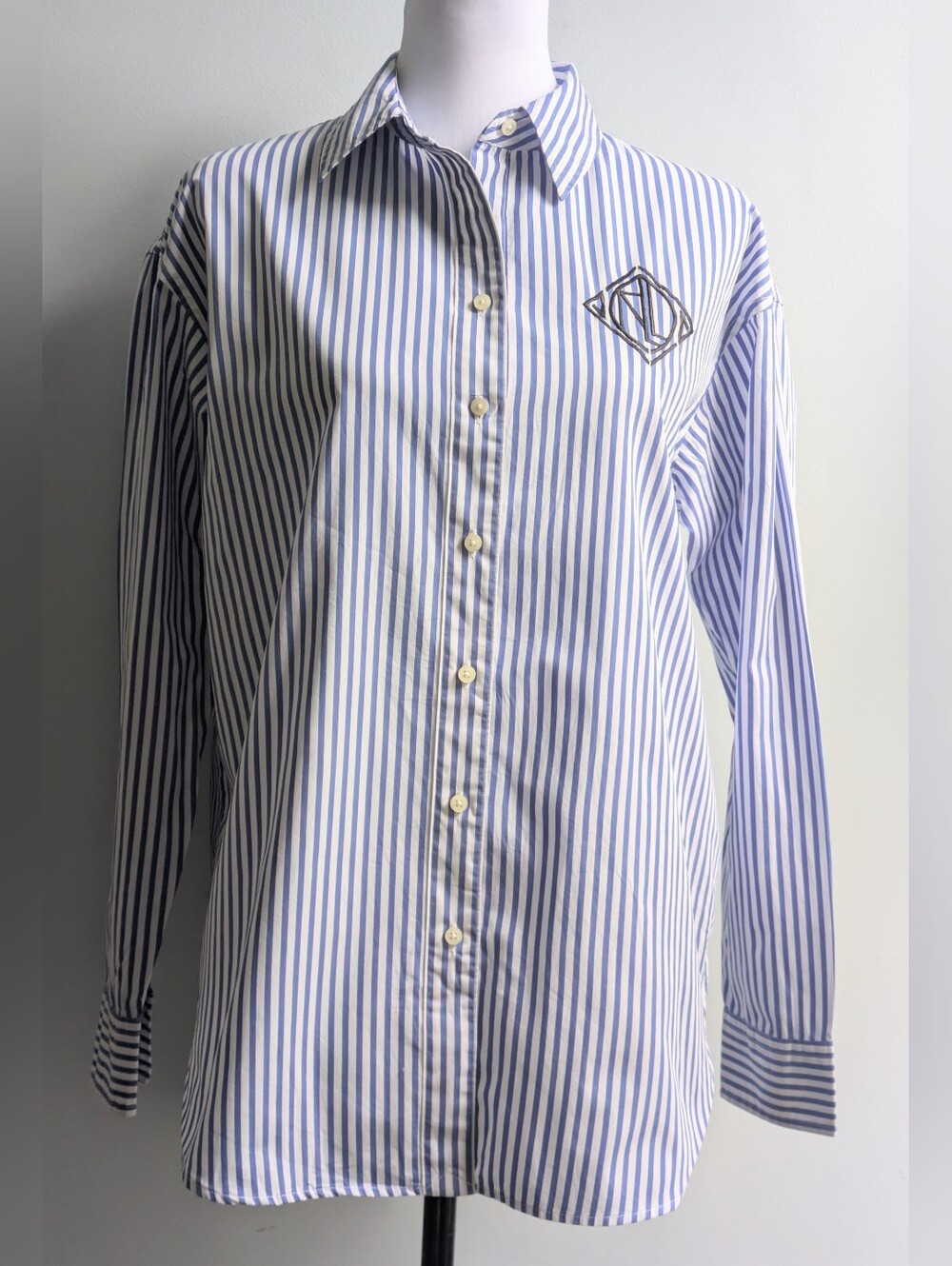 Lauren Ralph Lauren Blue and White Striped Button-Down Shirt Size M